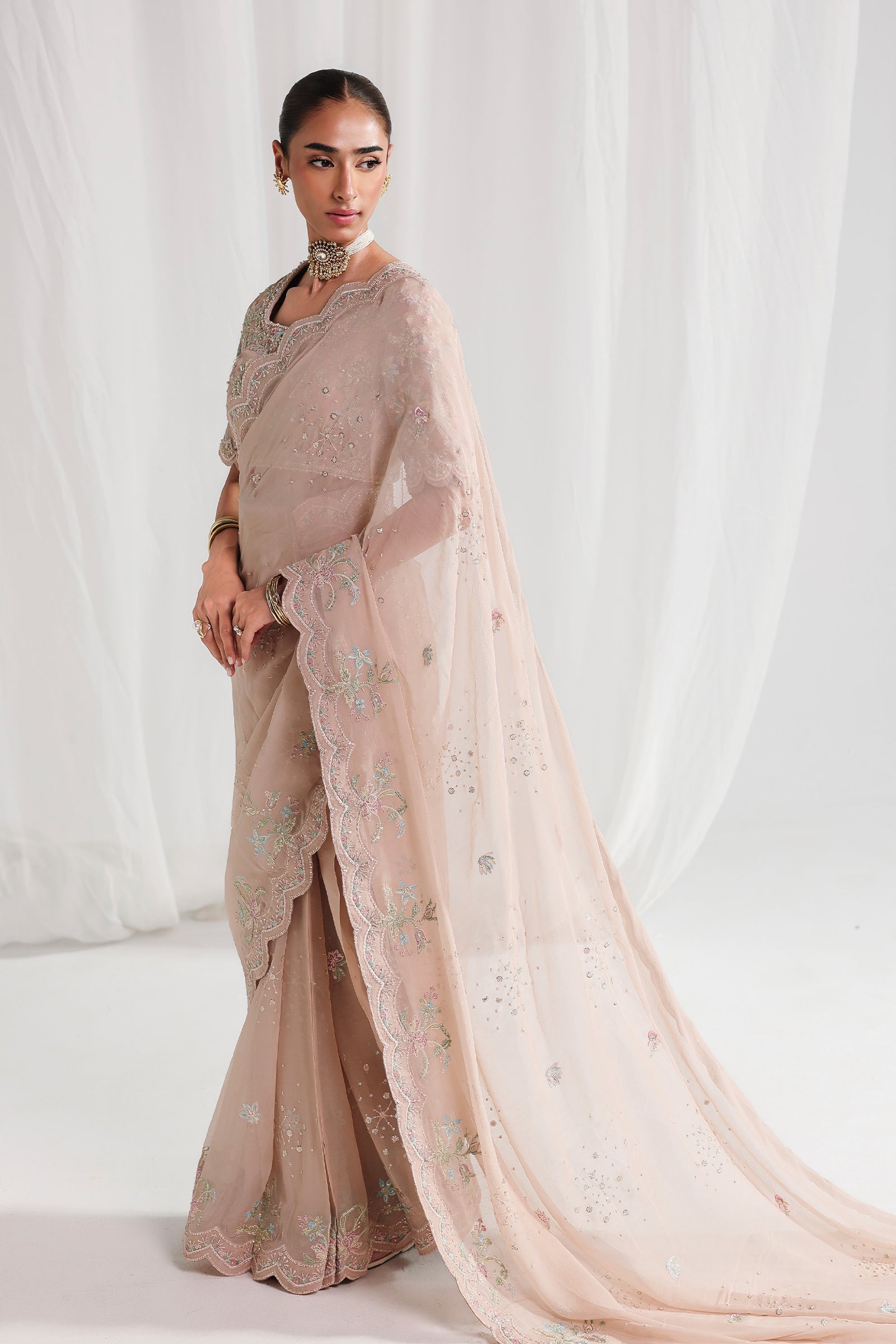 Retail Price: 23990/-PKR
