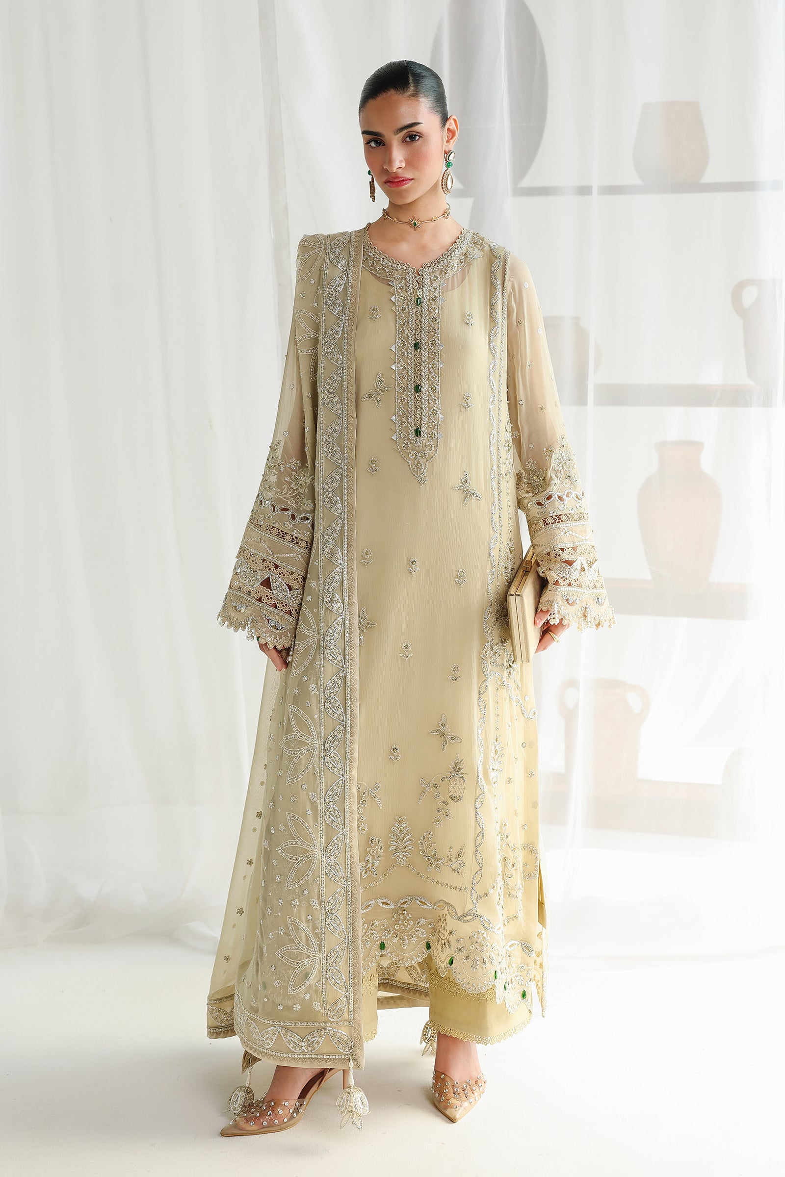 Retail Price: 31990/-PKR
